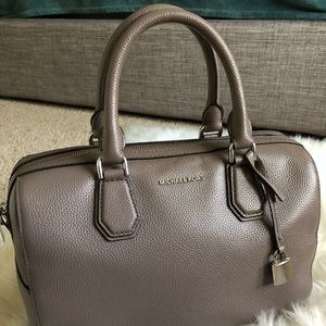 Micheal kors Mercer duffel bag